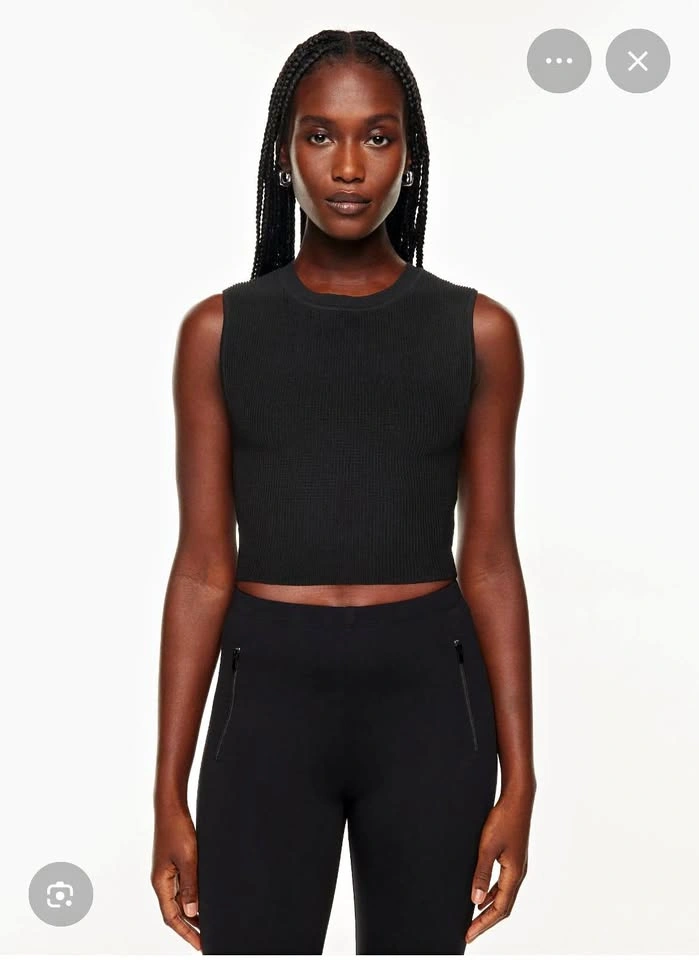 Aritzia sculpt knit tank - size medium
