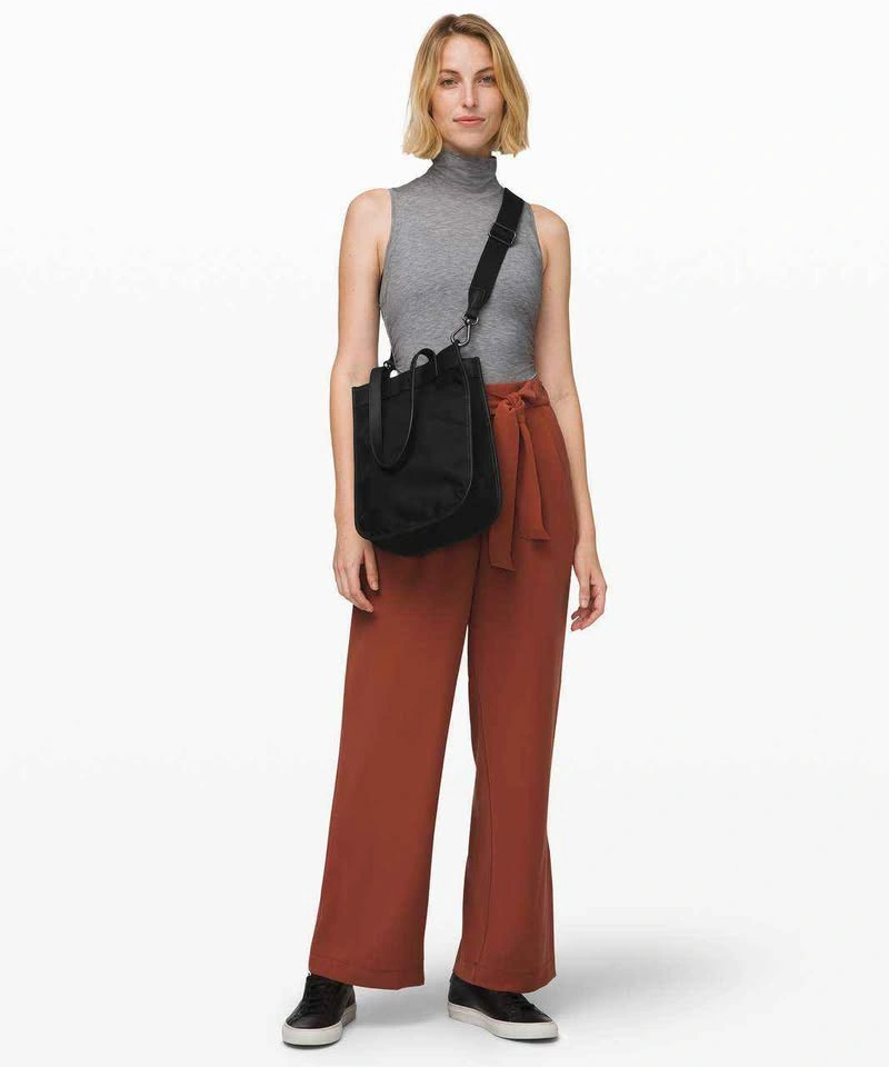 Lululemon Now and Always Mini Tote in Black with Crossbody Strap - photo 3