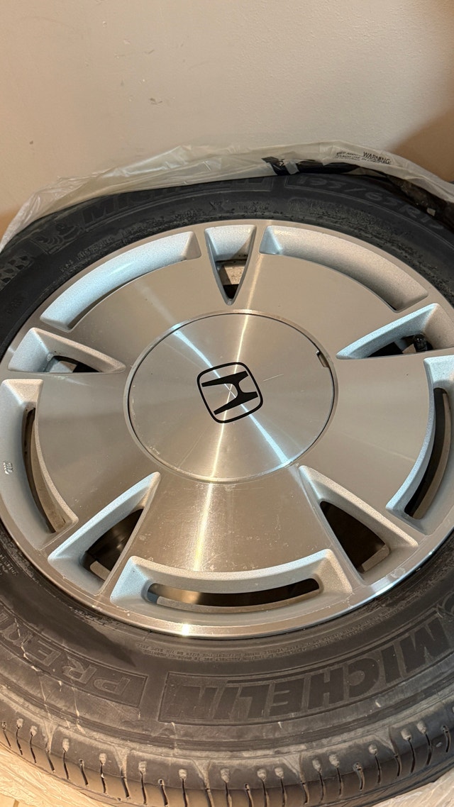 15 inch Honda oem alloys - photo 2