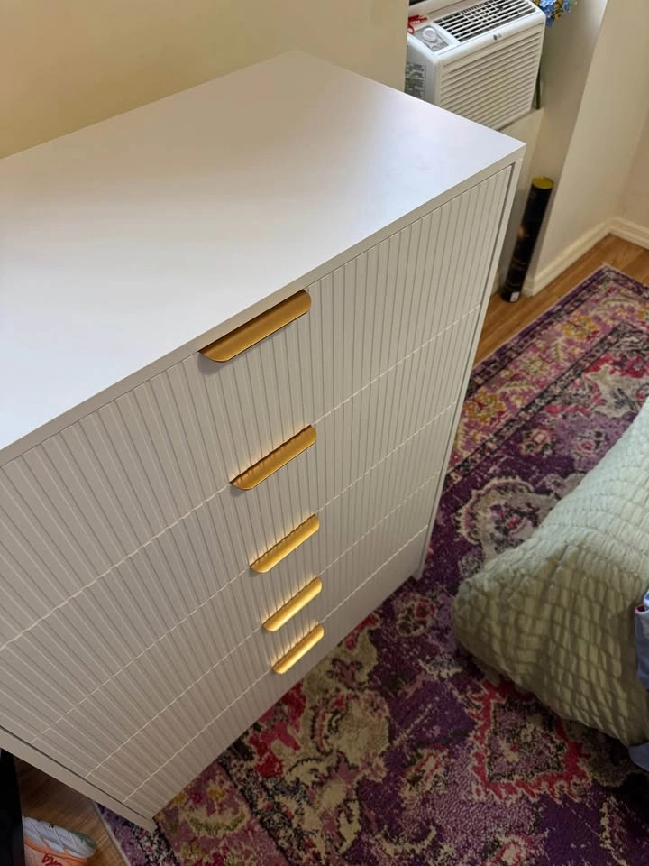 Brand New Garvee 5-Drawer Dresser - photo 2