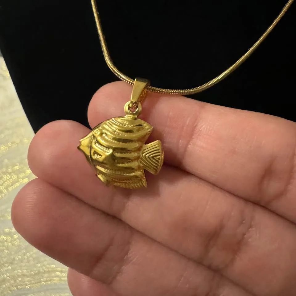 NEW 🧡 Tropical Fish Pendant Necklace Engraved Stainless Steel image indicator(4)