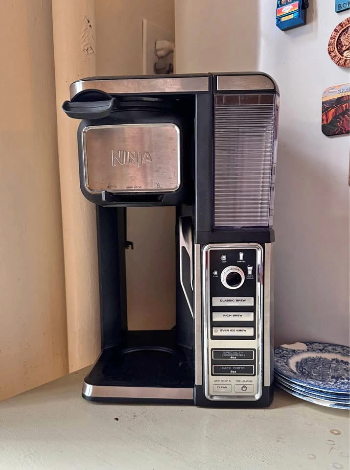 Ninja Iced and Hot Coffee Machine