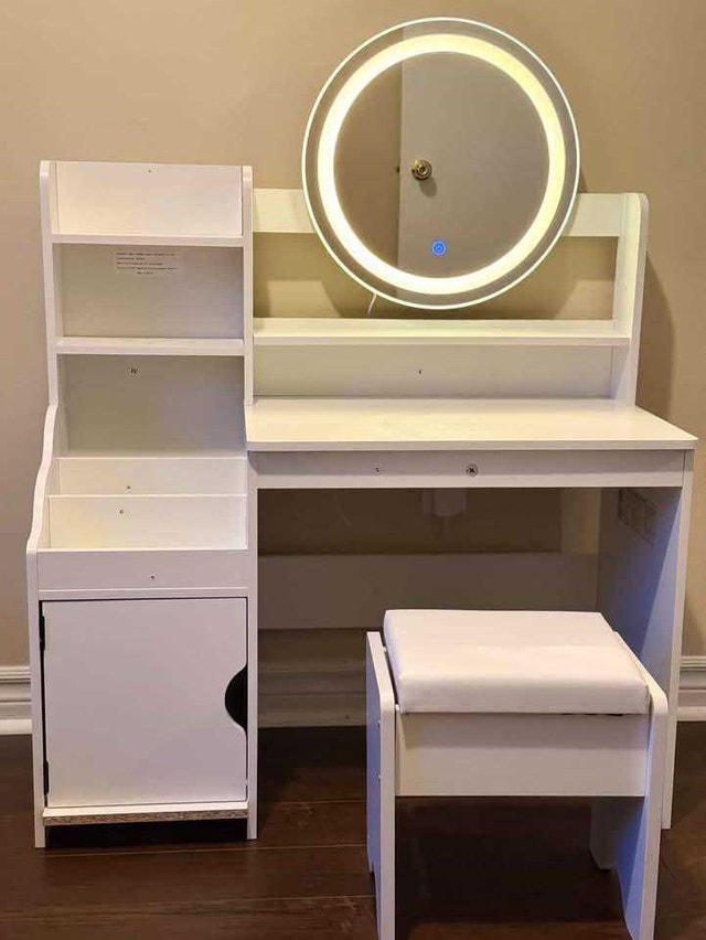 Kids Vanity Set with LED Light Mirror + Stool – Like New