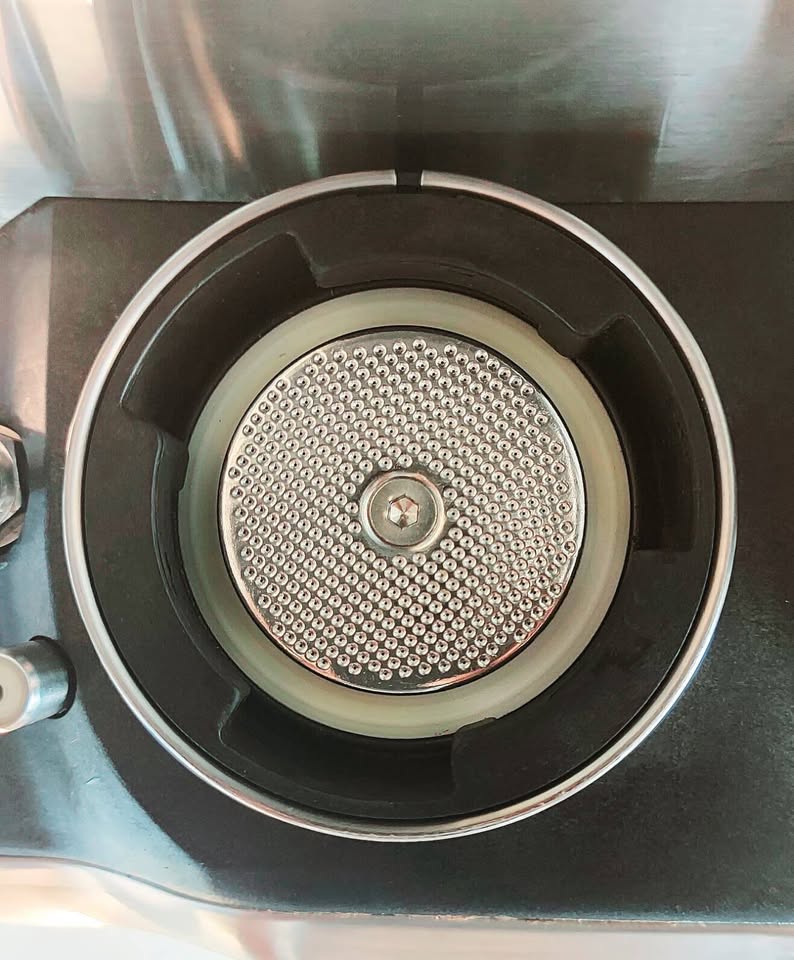 Lightly Used Breville Barista Express (BES870XL) - photo 2