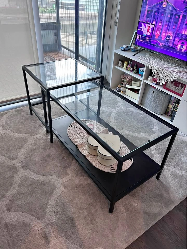 Coffee table set of 2