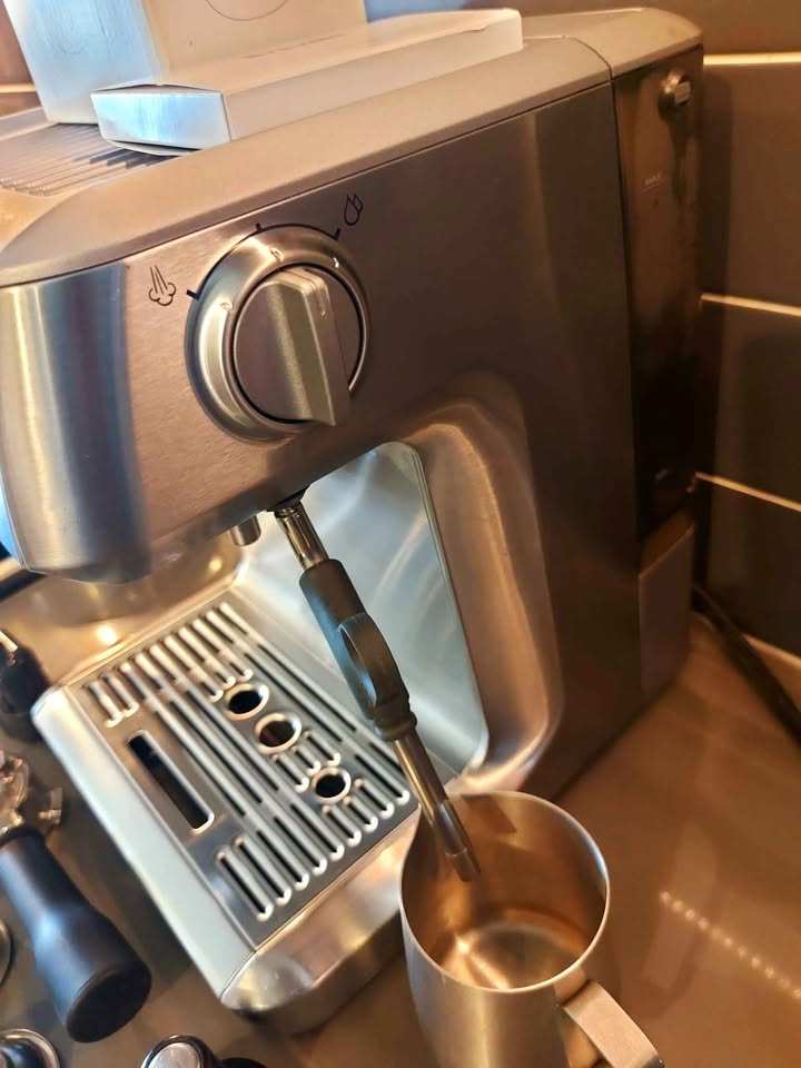 Lightly Used Breville Infuser - photo 4