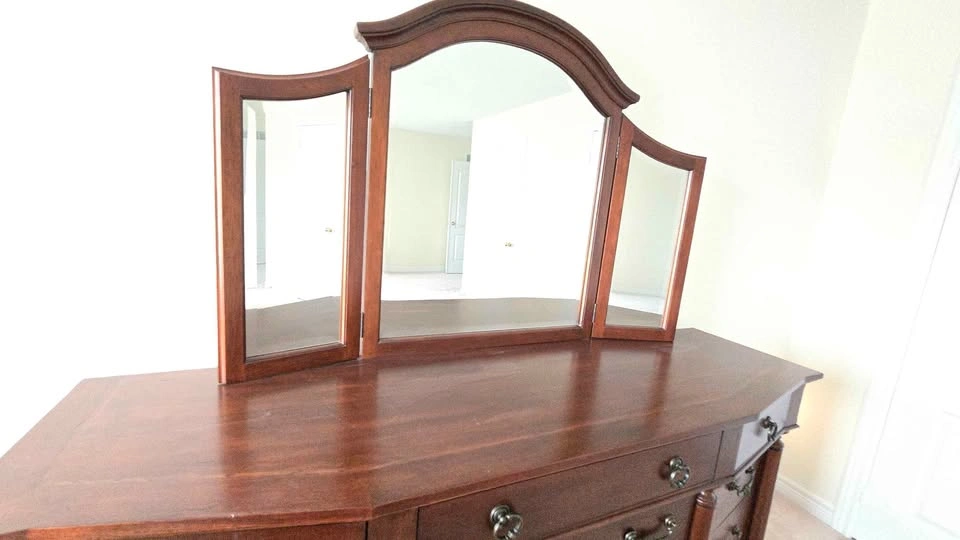 Traditional Wood Dresser with Tri-Fold Mirror - photo 2