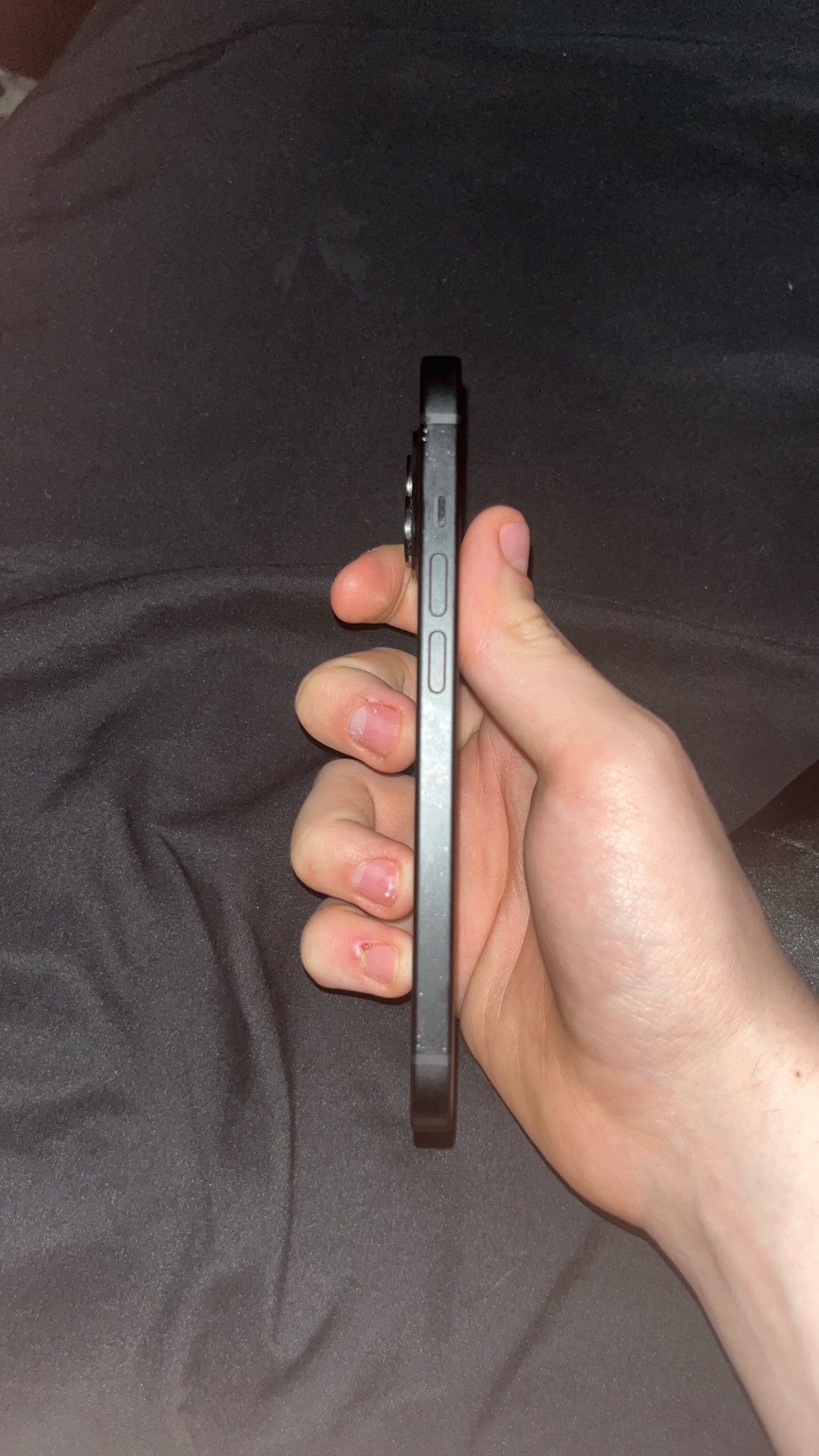iPhone 15 T-Mobile - photo 4
