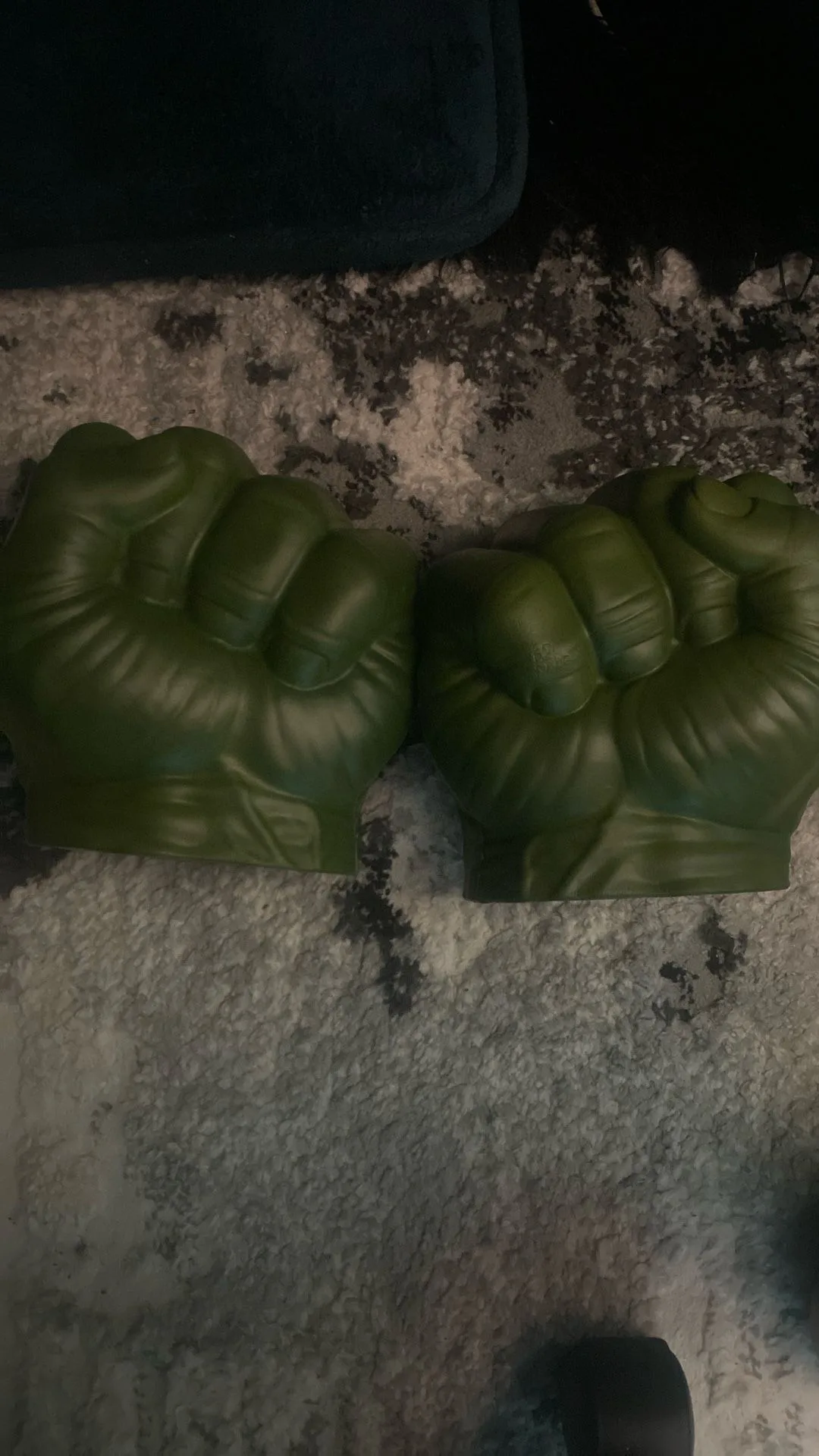 Hulk Hands - photo 2