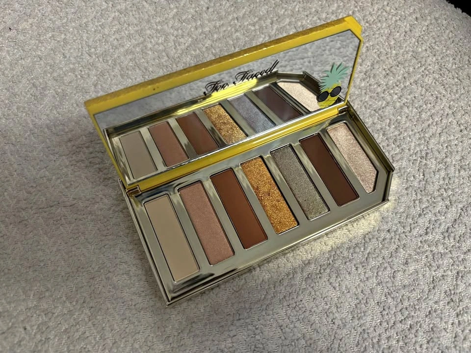 Too Faced Tutti Frutti Sparkling Pineapple Eyeshadow Palette