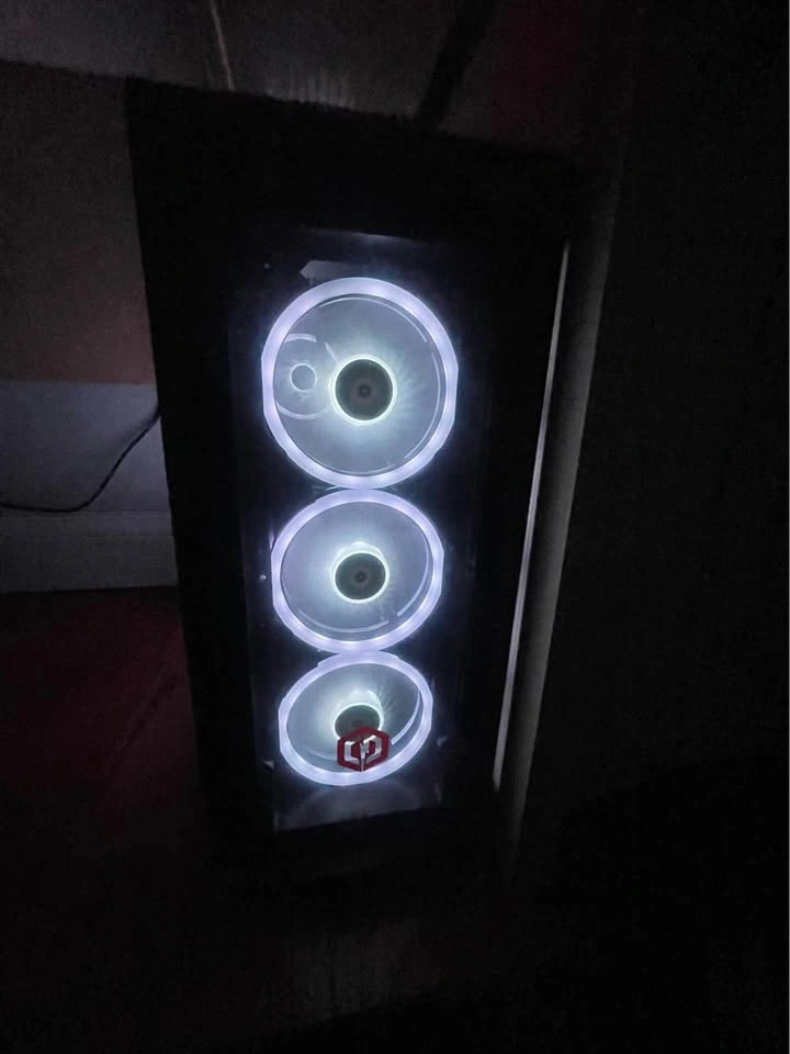 CyberPowerPC Gaming PC - x570 Phantom Gaming 4, RX 580 8GB, 32GB - photo 2