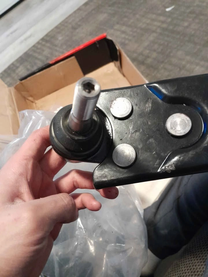 Control arm left side - photo 2
