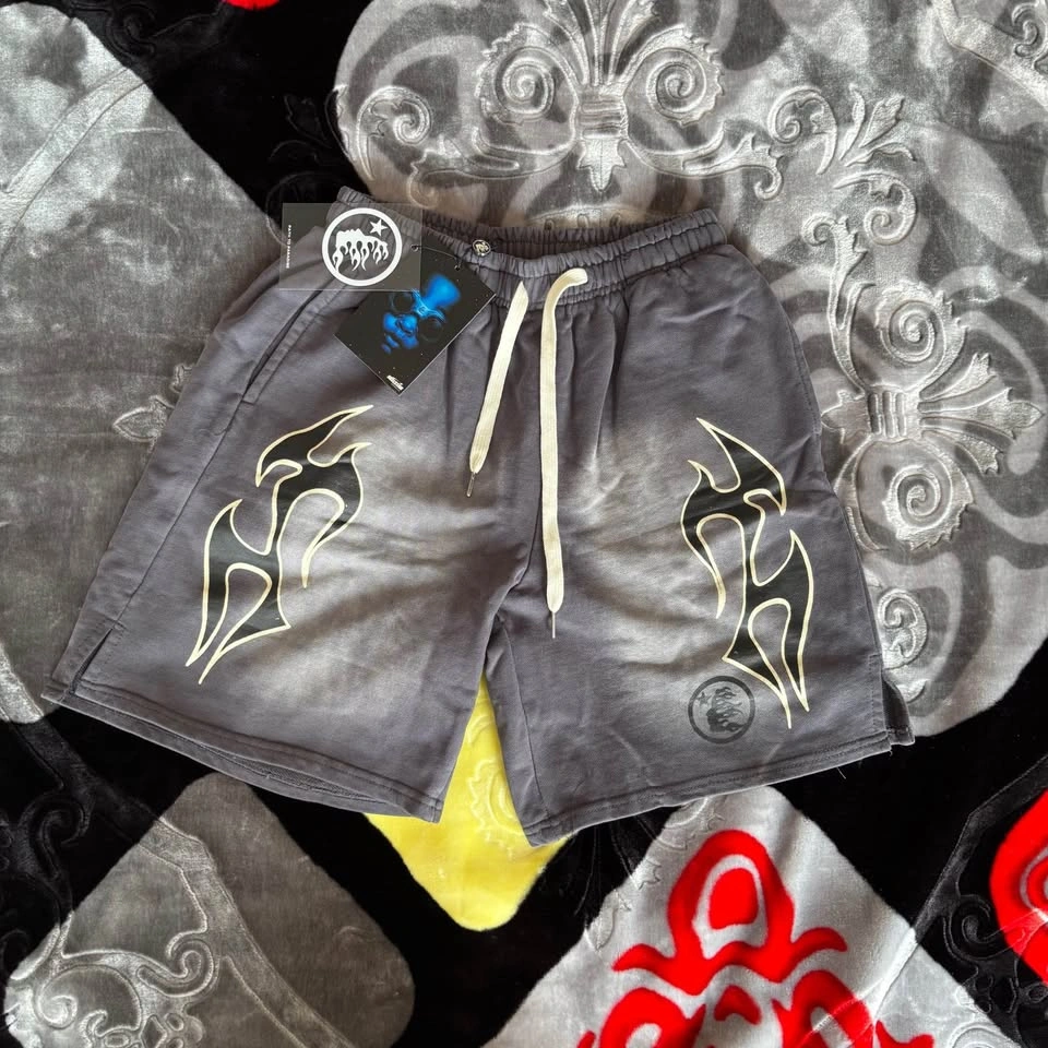 Grey Hellstar Shorts - Size M - photo 2