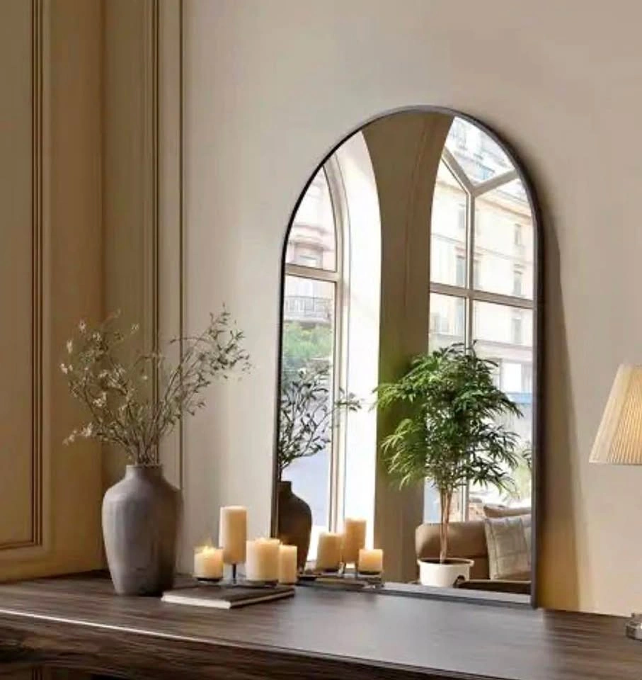 Arch mirror