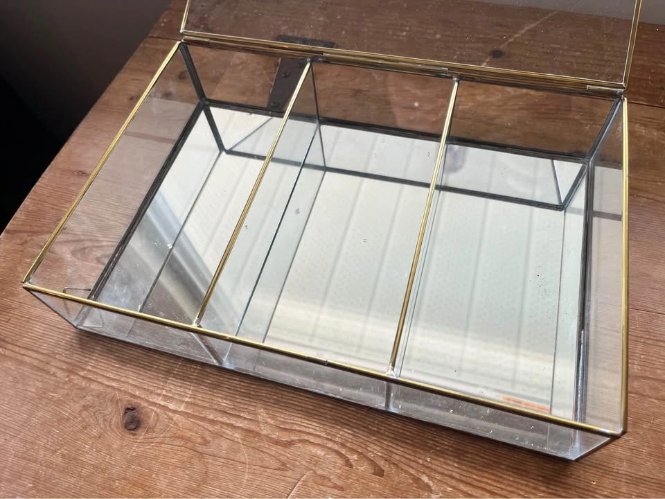 Vintage Mexican Brass & Glass 3-Compartment Jewelry Box - photo 2