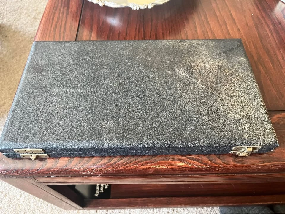 Incomplete Vintage Brass Balance Scale with Weights and Case - photo 5