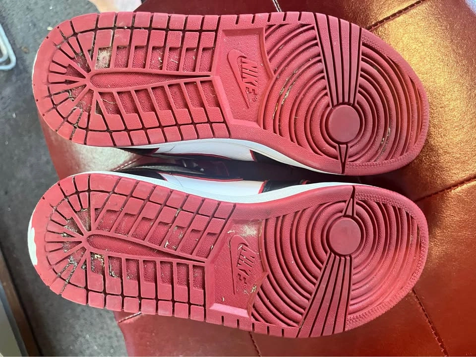 Nike Air Jordan 1 Retro High OG Bloodline - photo 5