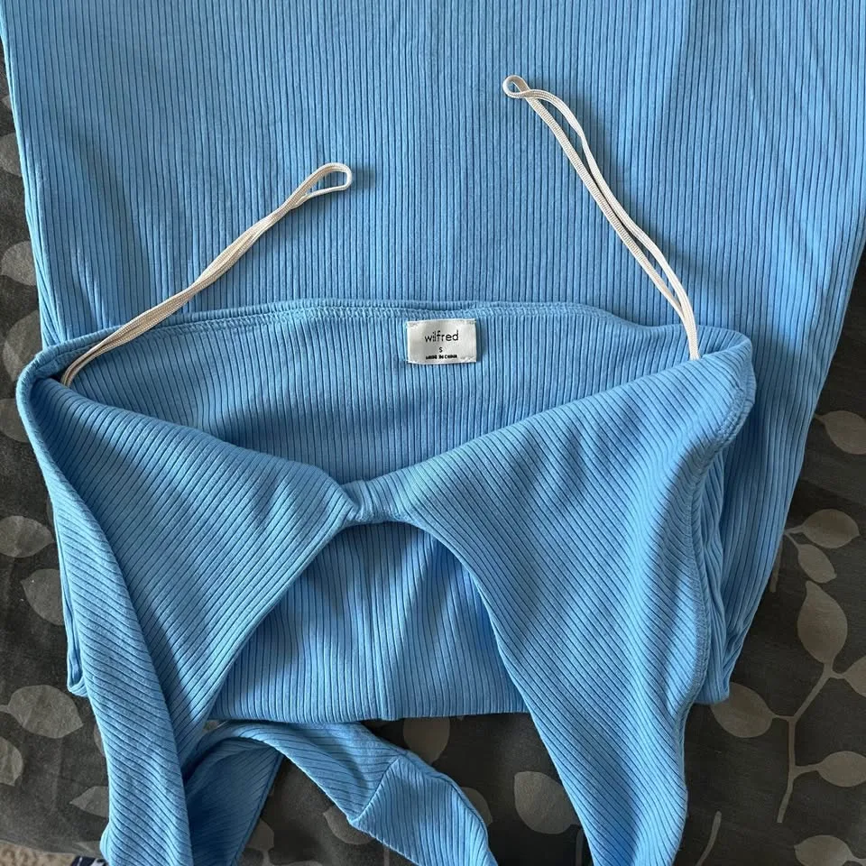 Aritzia Wilfred Bay Halter Dress - Size Small image indicator(4)