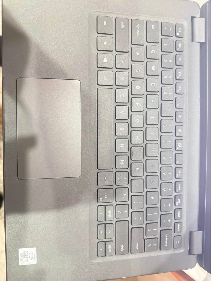 Dell Latitude 3410 Laptop - photo 4