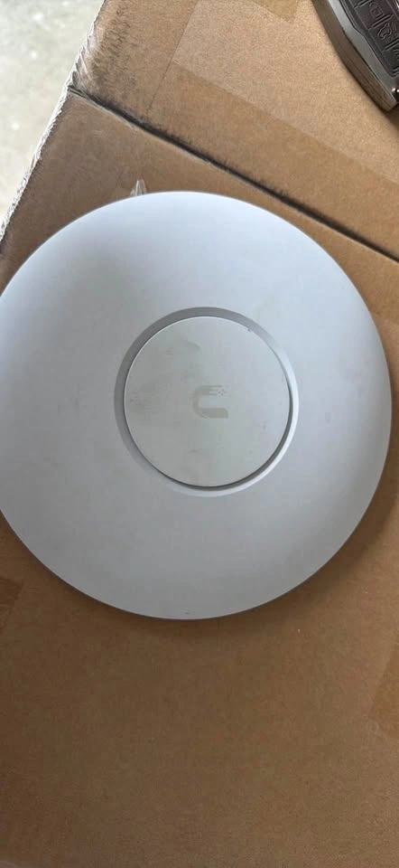 Ubiquiti UniFi AP AC Pro