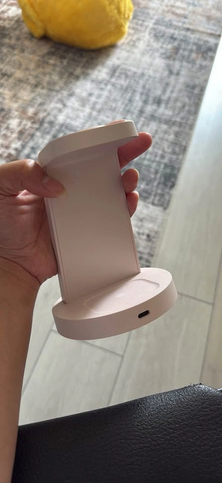 3 in 1 Charging Station for iPhone, Watch and AirPods - photo 3