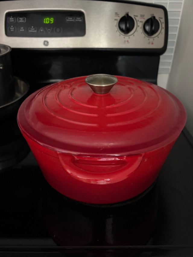 PC Cast Iron Dutch Oven - photo 4