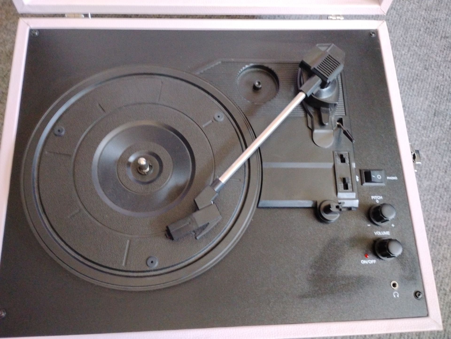 Crosley Record Player with Bluetooth - photo 3