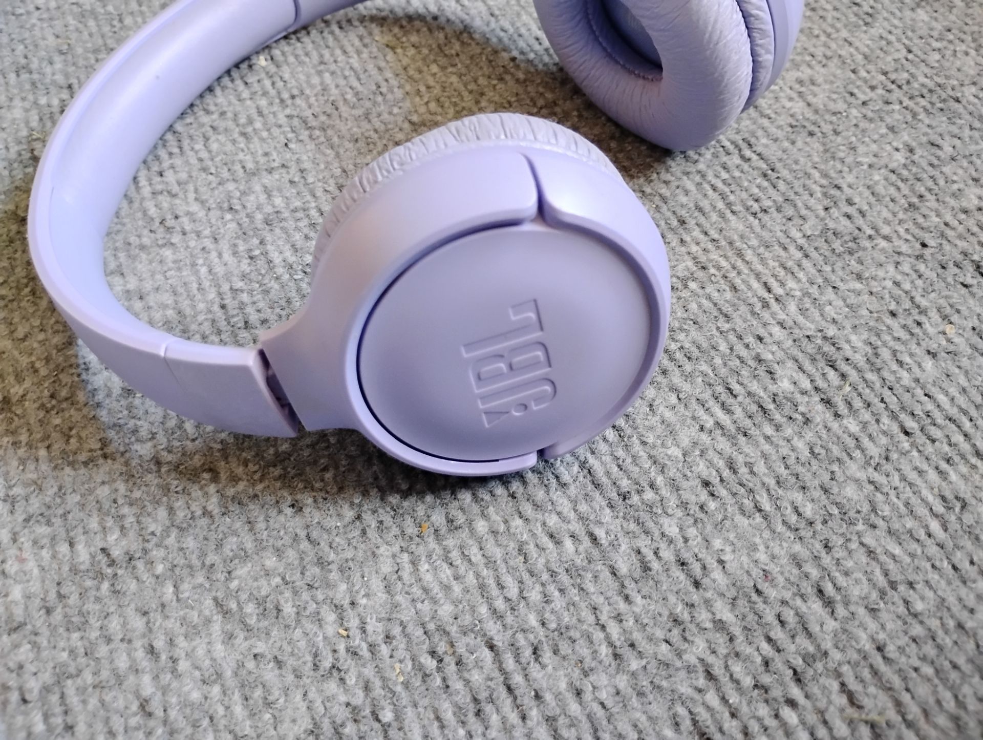JBL Headphones - photo 2
