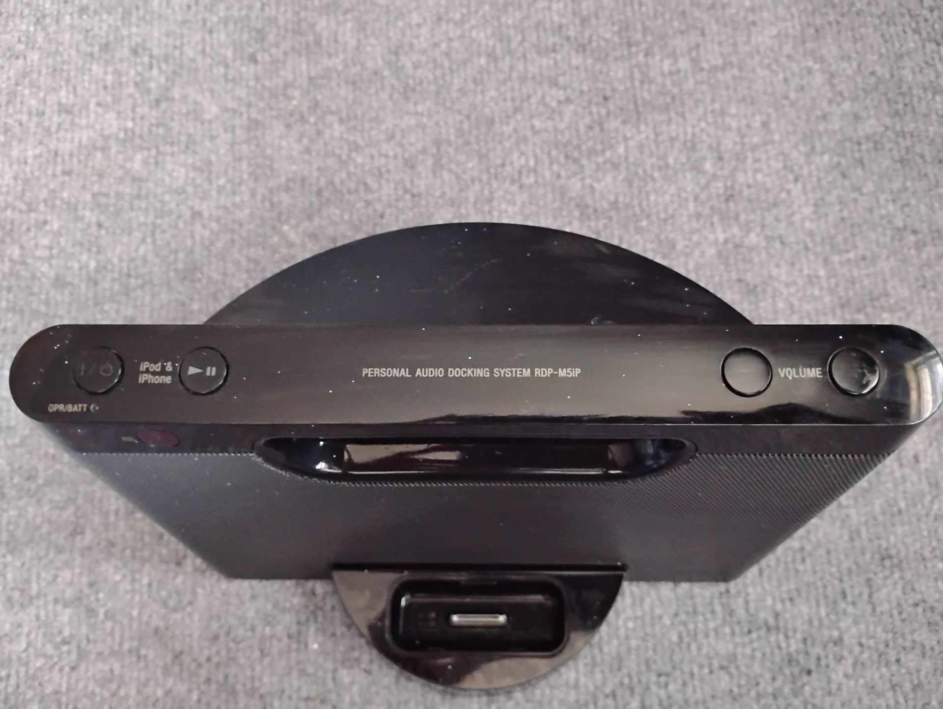 Sony Portable Personal Audio Docking System - photo 2