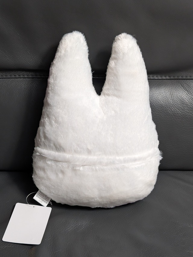 My Neighbour Totoro - 13" White Totoro Die Cut Plush Cushion - photo 3