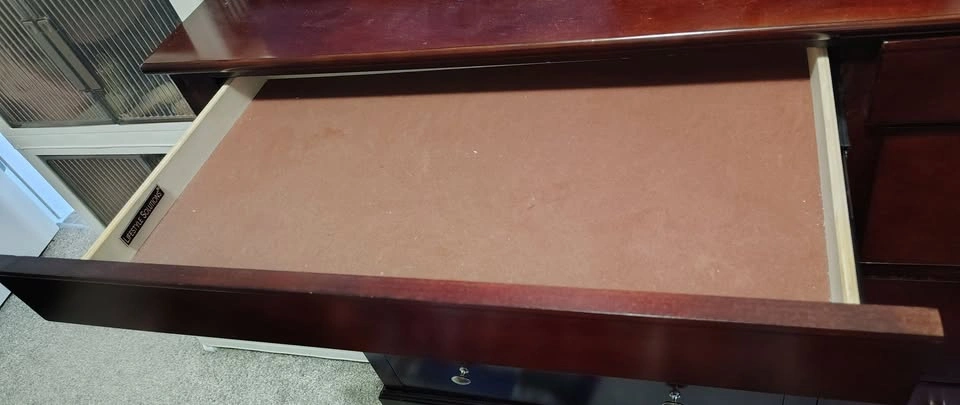 Cherry wood dresser - photo 2