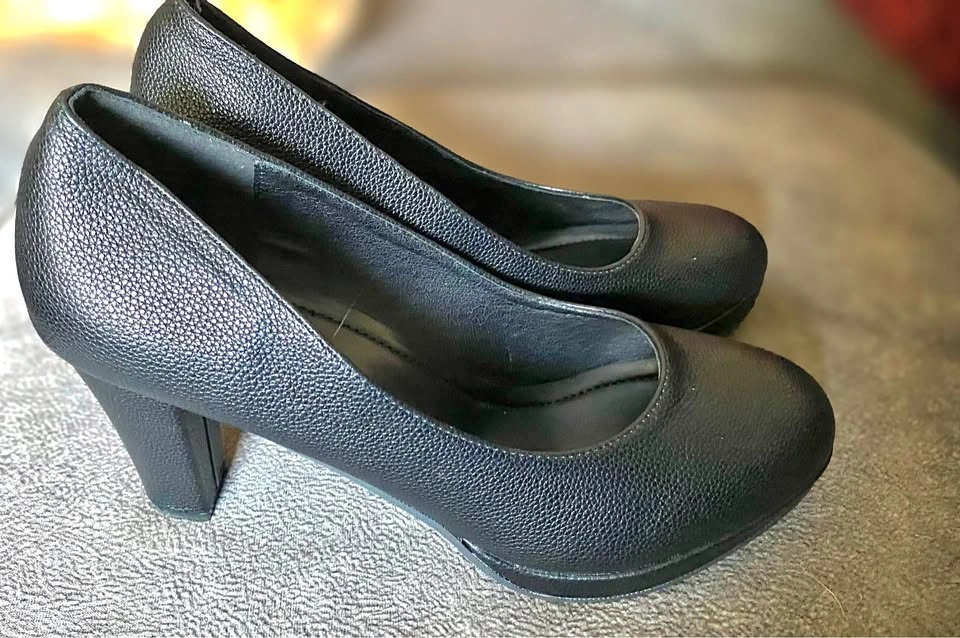 Jenn Ardor Black Chunky Block Heels