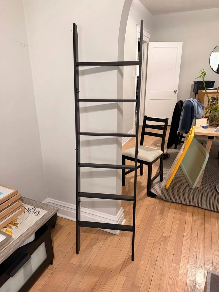 Black angled blanket holder ladder - photo 2
