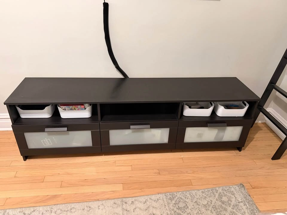 BRIMNES black glass door tv stand - photo 2