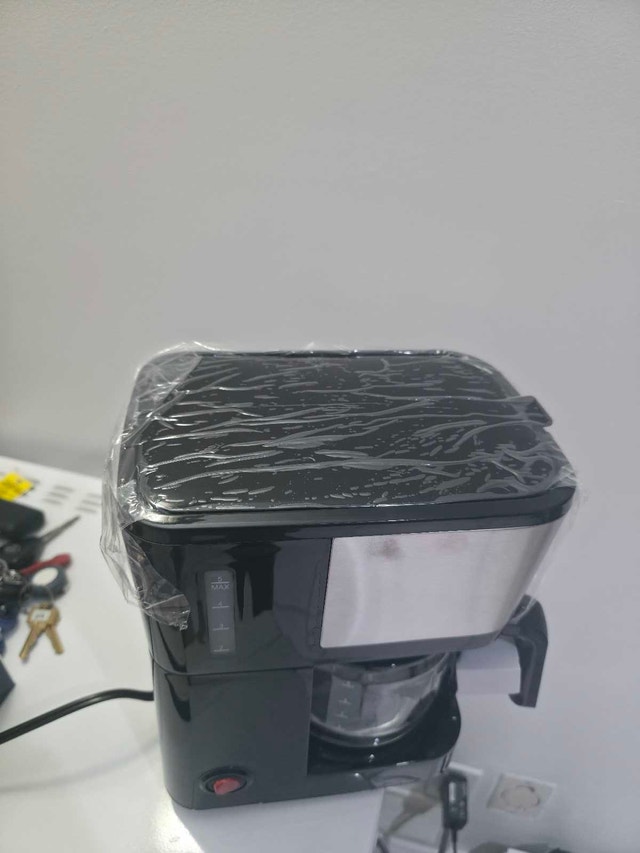 Elite Gourmet Coffee Maker and Black & Decker Grinder - photo 4