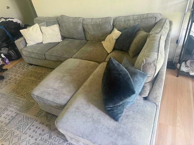 2-piece Sectional Sofa / Couch - photo 2