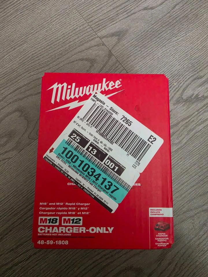 Brand new Milwaukee M18 M12 Rapid Charger Only - photo 3