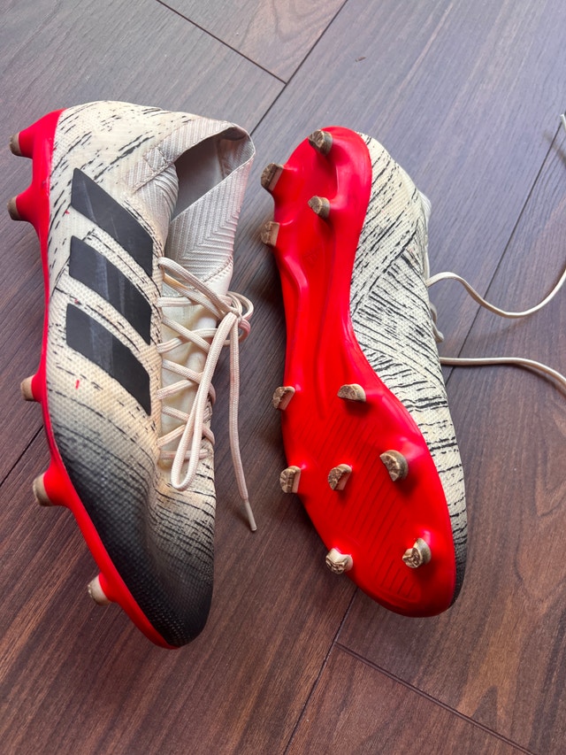 Adidas Soccer Cleats - Men size 9 - photo 2