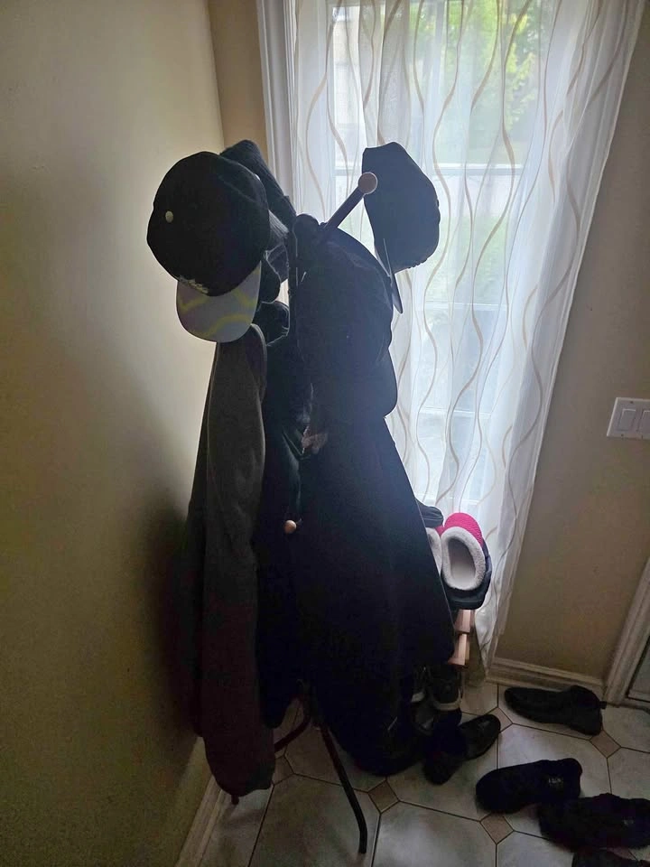 Hat and coat rack used