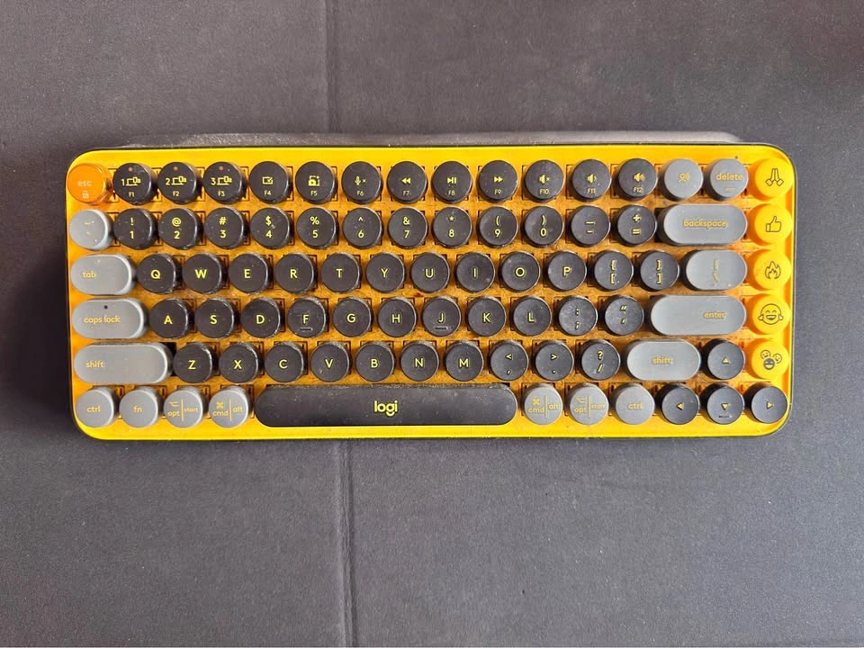 Logitech Logi Pop Keys wireless keyboard - Black/Yellow
