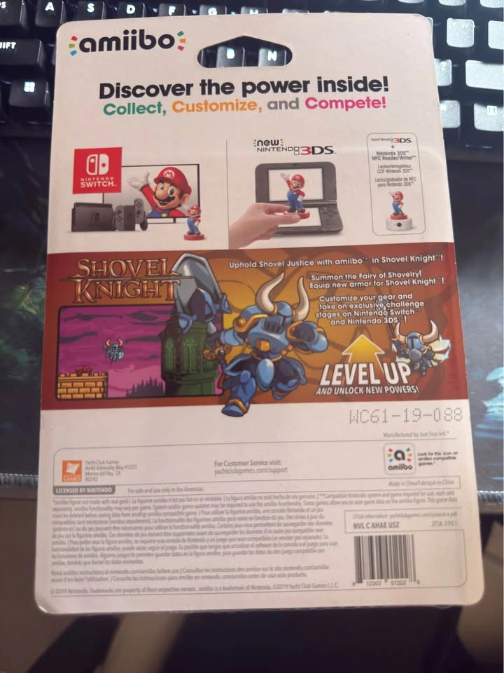 Gold Shovel Knight Amiibo - photo 2