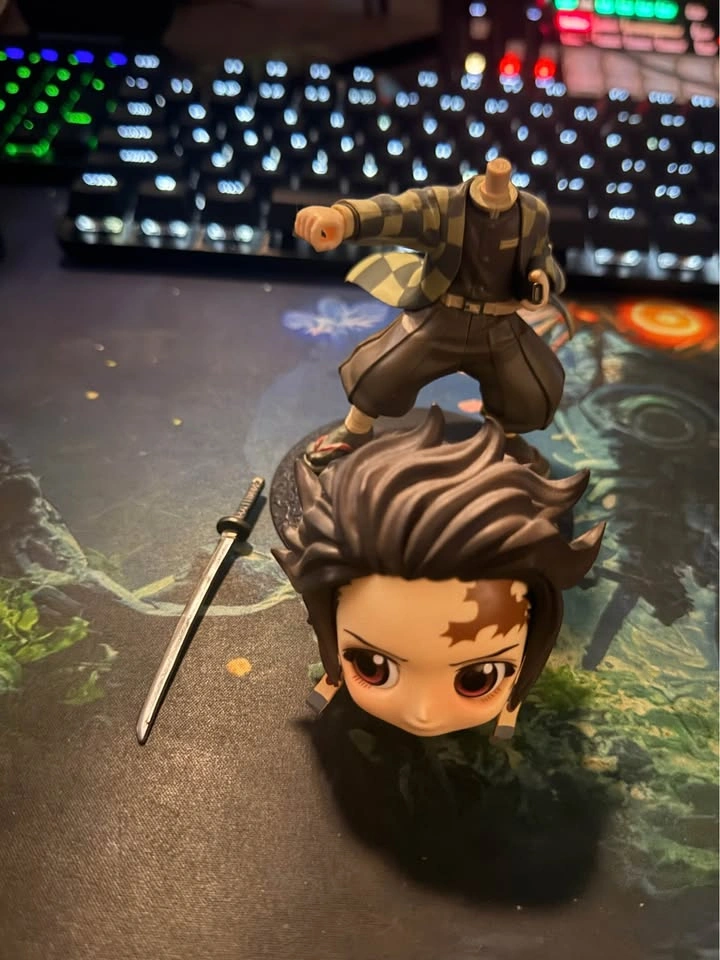 Tanjiro ALT colours figure - photo 3