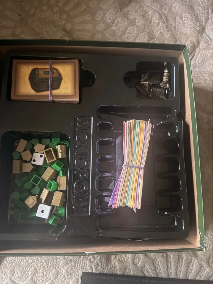 Zelda monopoly collectors edition - photo 3