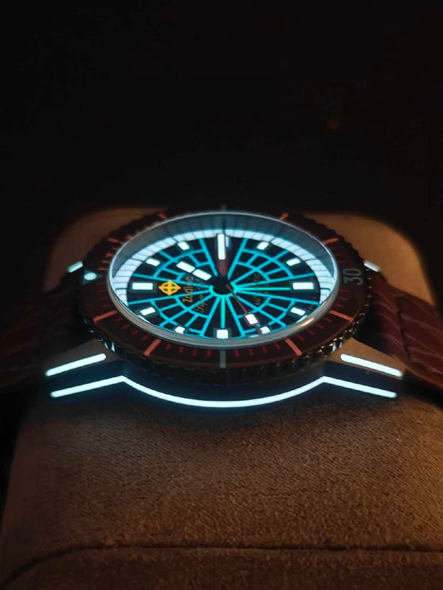 ZODIAC *NEW* Swiss Made Automatic Dive Watch Limited Edition 282 - photo 3