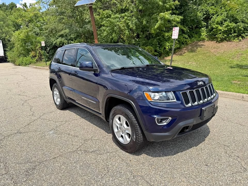 2014 Jeep Grand Cherokee Laredo Sport Utility 4D