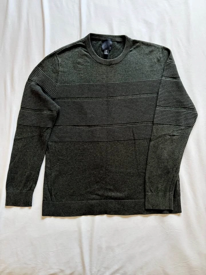 H&M Men’s Dark Olive / Forest Green Textured Knit Sweater (Mediu - photo 2