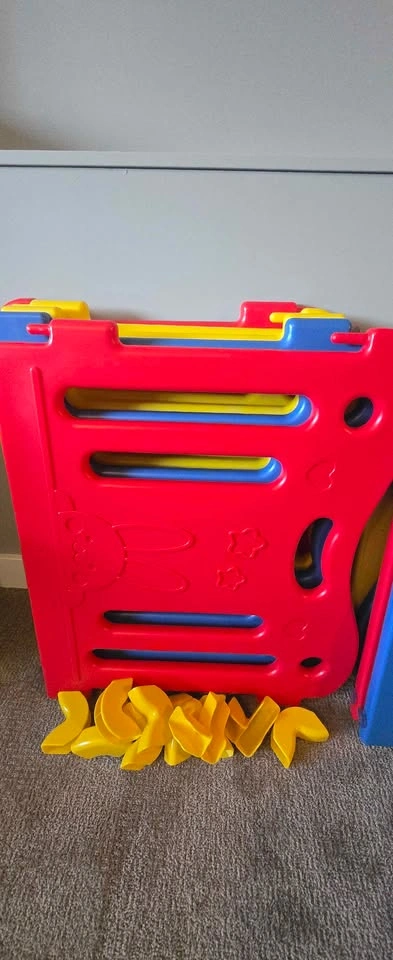 Baby Playpen / Safety Play Yard – 10 Panels with Connectors - photo 2