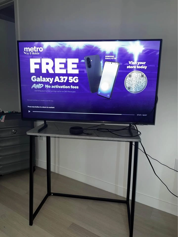Samsung 43-inch Crystal UHD 4K Smart TV - photo 3