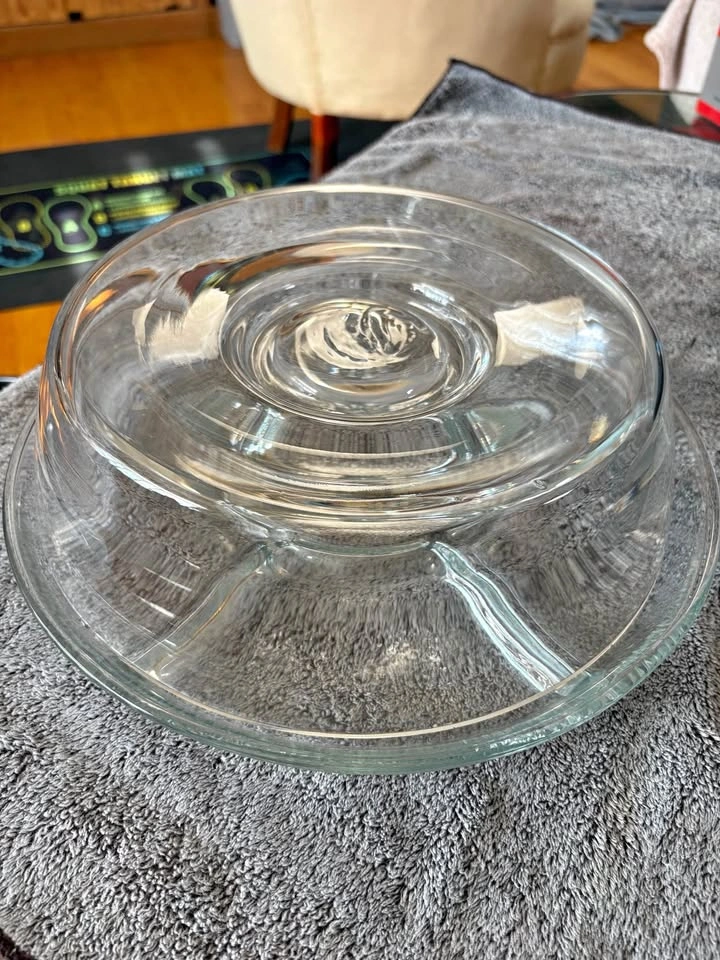 Vintage Pyrex Clear Glass With Cover