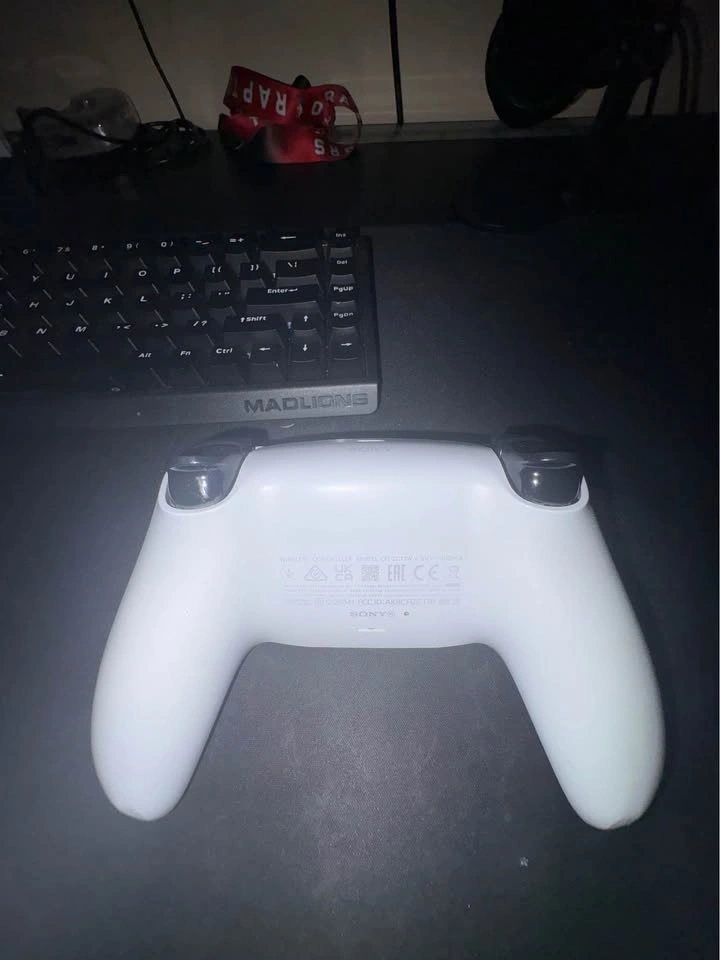 Ps5 controller - photo 2